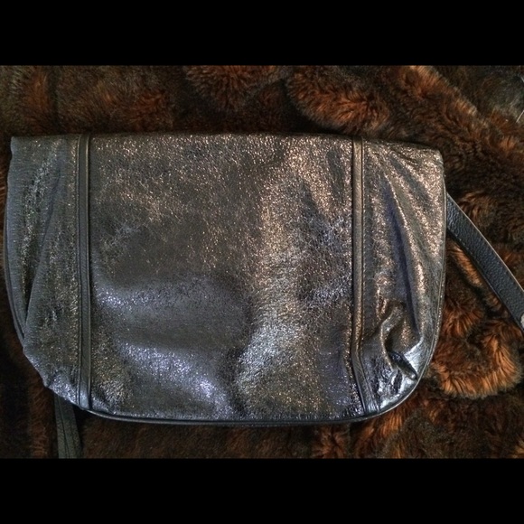 Rafe New York Liz Metallic Black Wristlet/Clutch - Picture 4 of 9